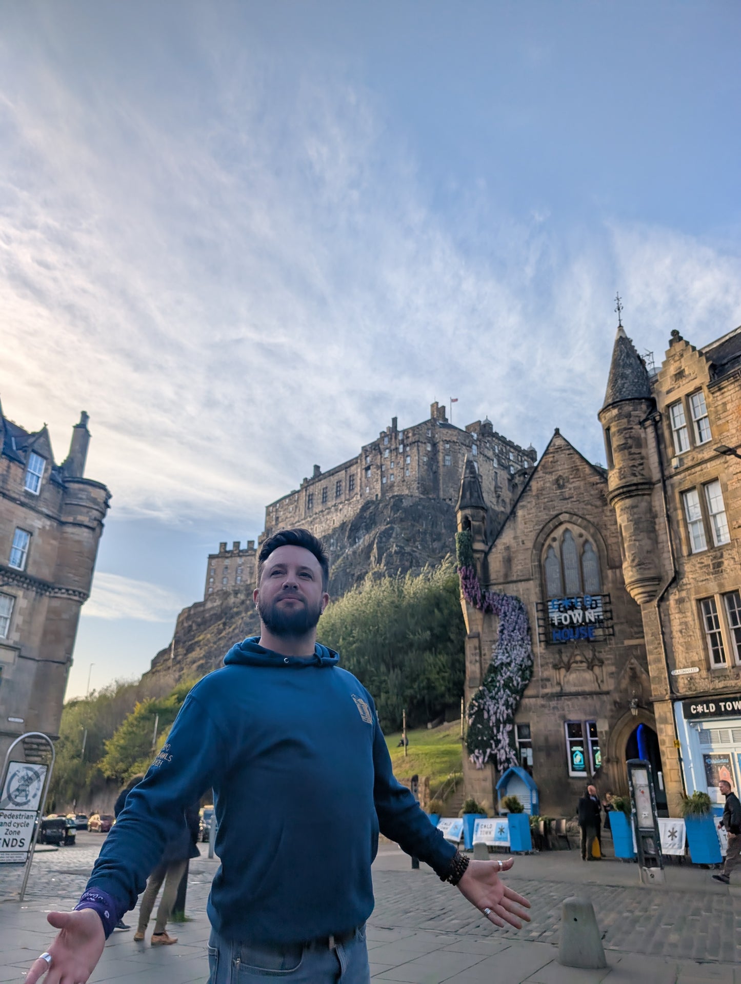 Scotland - Historic Pub Crawls through Scotland